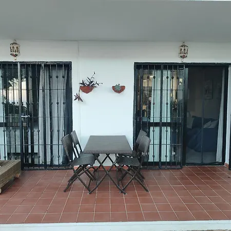 Apartment Acacias